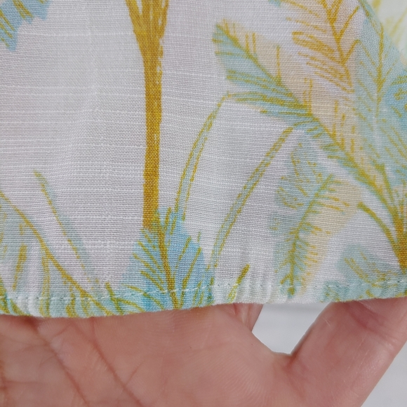 LAUREN CONRAD TROPICAL PULLOVER TOP (963) - Picture 11 of 13